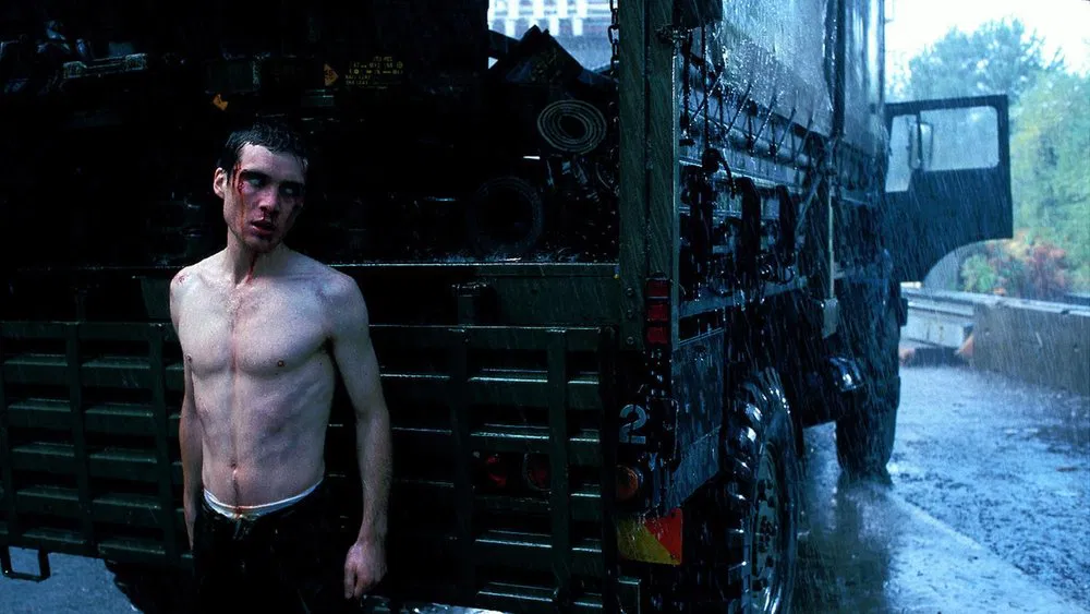 image of a scene from 28 days later 2002
