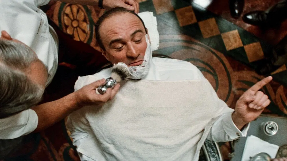 Image of Robert De Niro in The Untouchables part of the curated by uncle quiz Robert De Niro in 25 Frames: A Movie Quiz for the Truly Obsessed