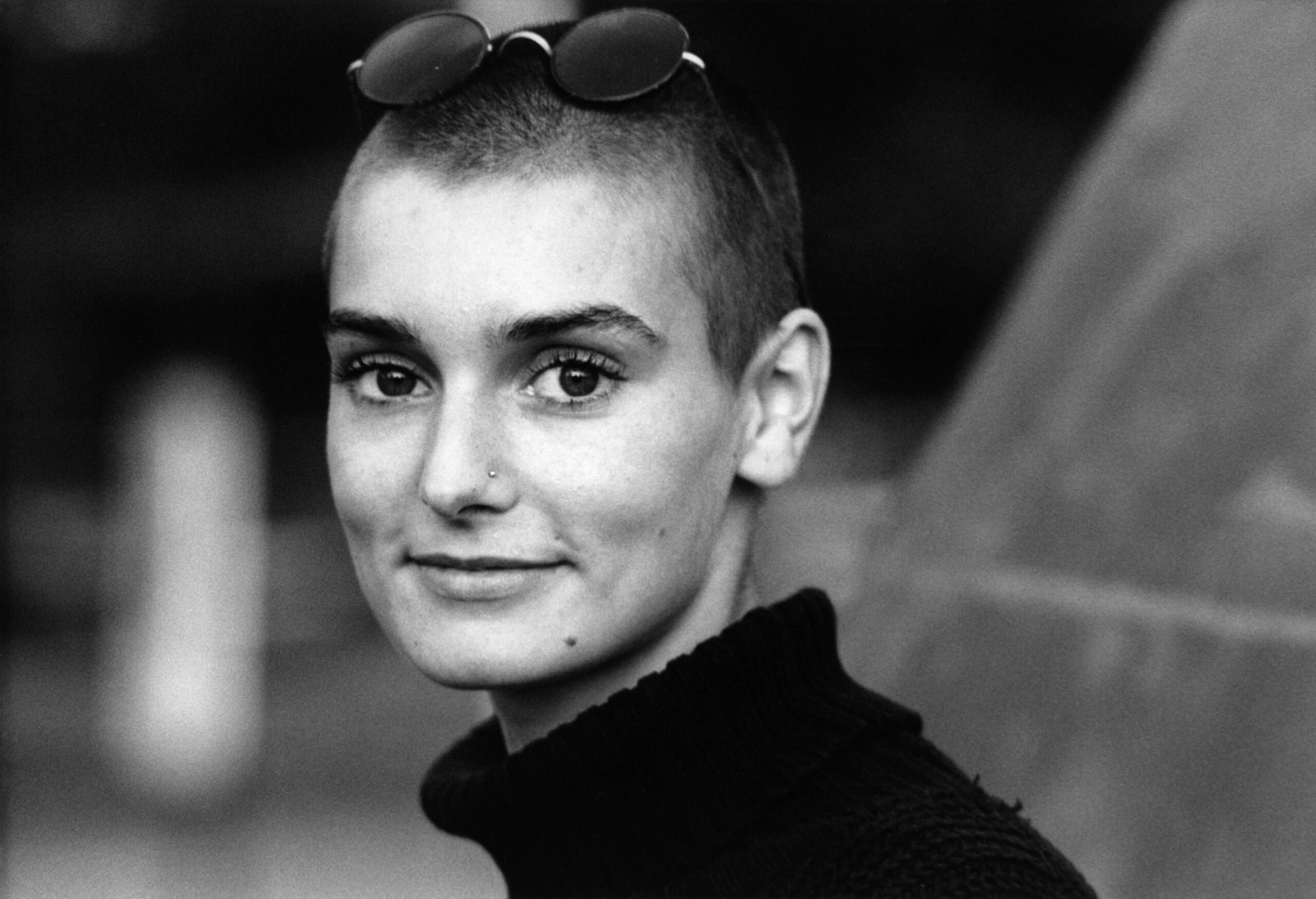 Image: Sinead O’Connor tearing up a photo of Pope John Paul II on Saturday Night Live, 1992