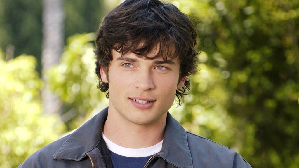 image of Tom Welling in Smallville Actors Who Were Clearly Too Old for Their on Screen Teen Roles